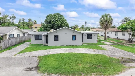 4727 Myrtle Lane West Palm Beach FL 33417