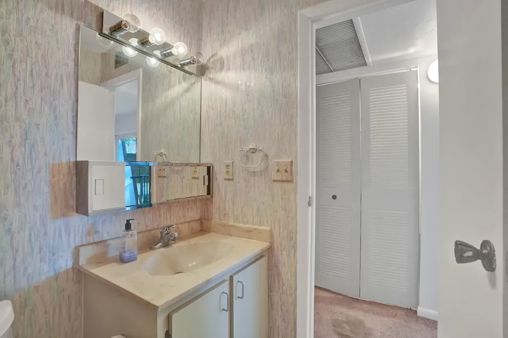 9110 SW 22nd Court Davie FL 33324