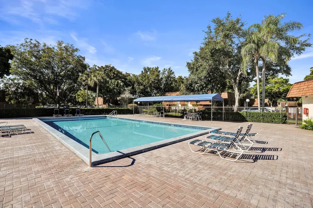 9110 SW 22nd Court Davie FL 33324