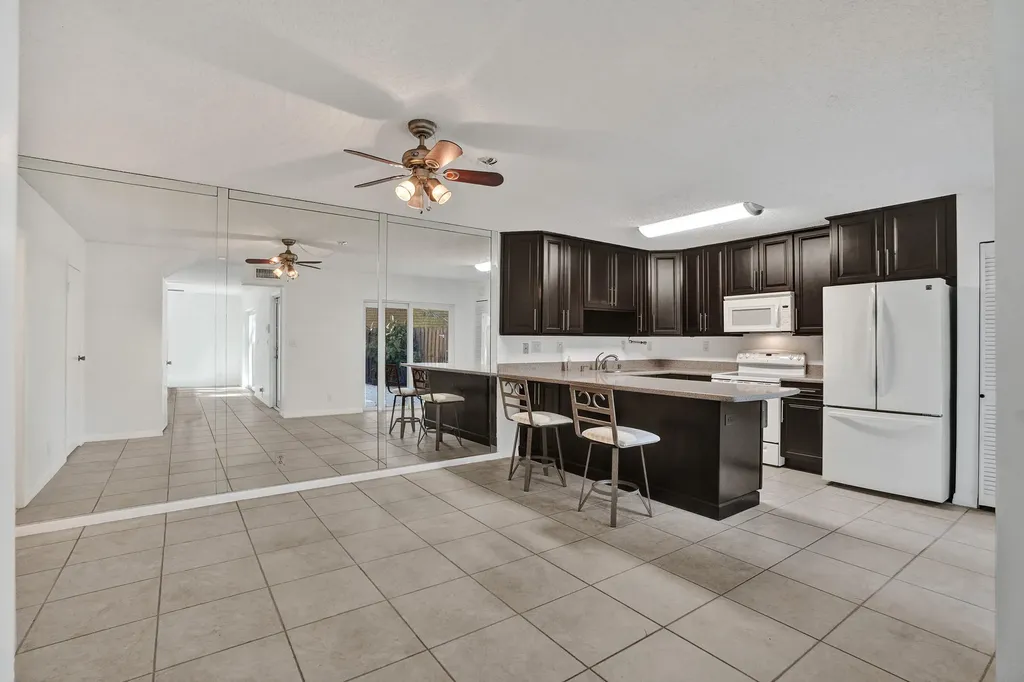 9110 SW 22nd Court Davie FL 33324