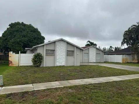 589 Cashiers Drive West Palm Beach FL 33413