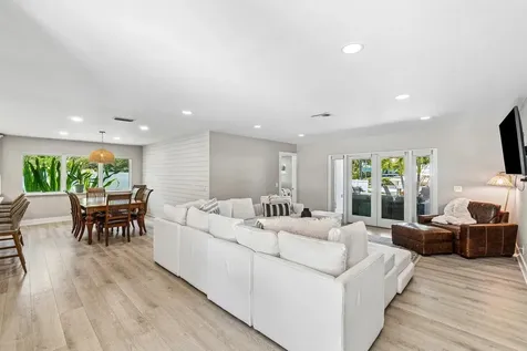 106 Periwinkle Drive Hypoluxo FL 33462