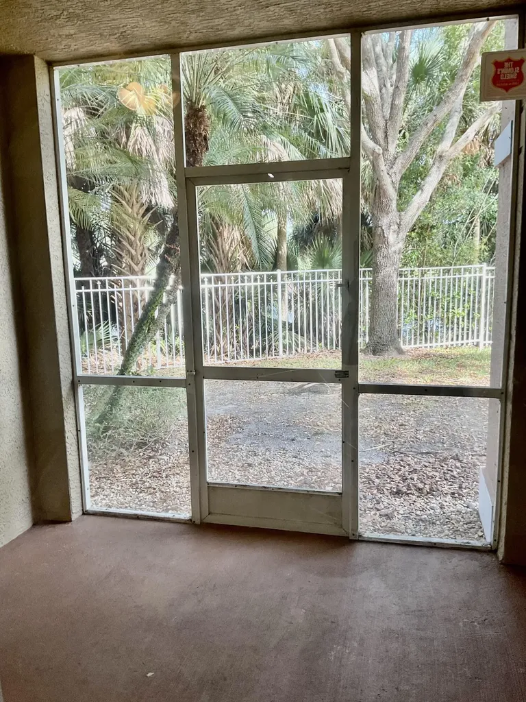 6533 Emerald Dunes Drive West Palm Beach FL 33411