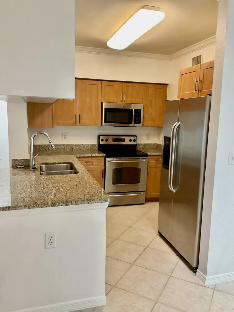 6533 Emerald Dunes Drive West Palm Beach FL 33411