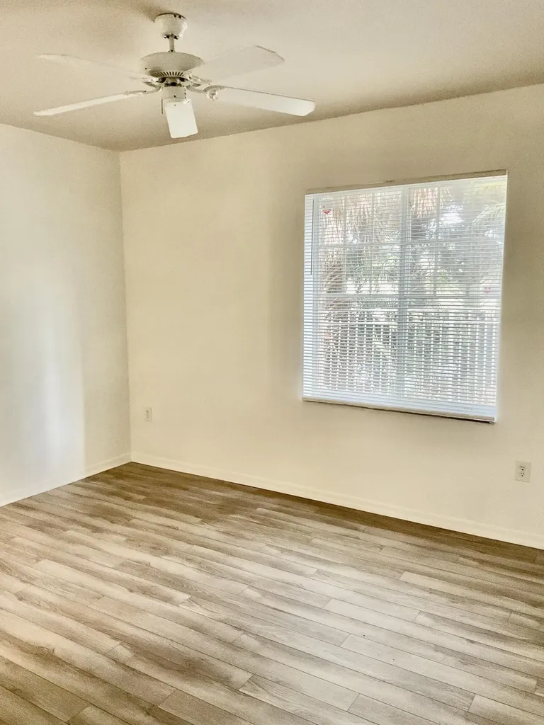 6533 Emerald Dunes Drive West Palm Beach FL 33411