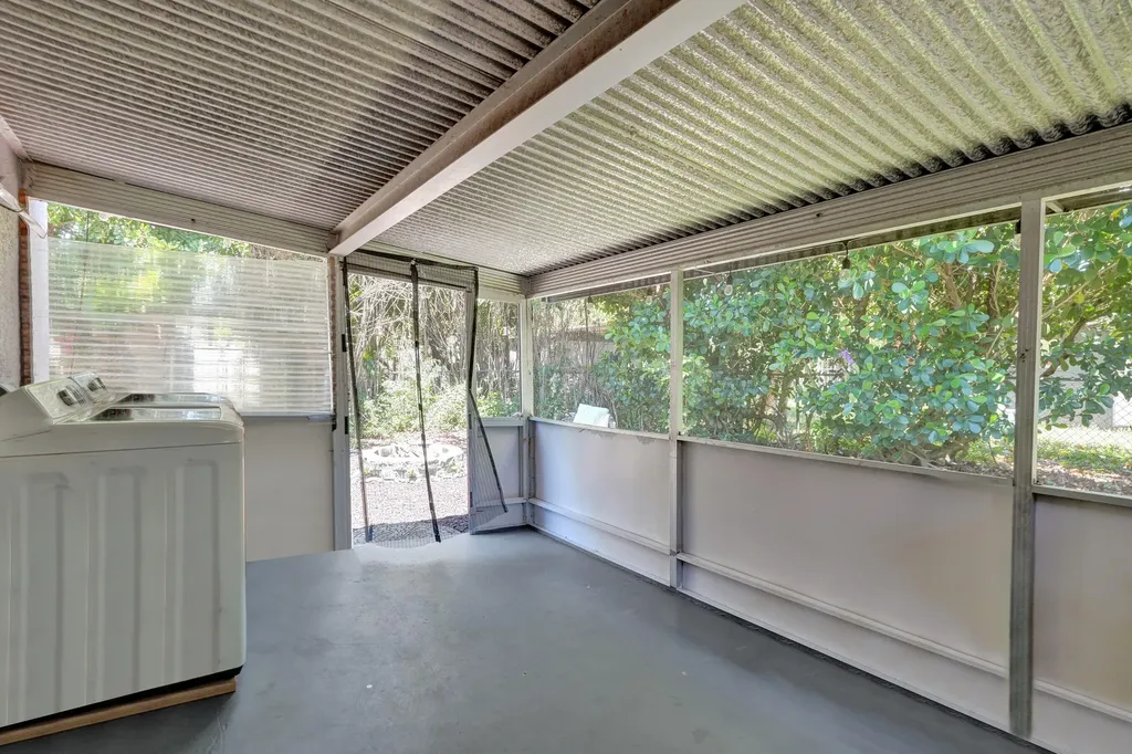 1465 NE 27th Street Pompano Beach FL 33064