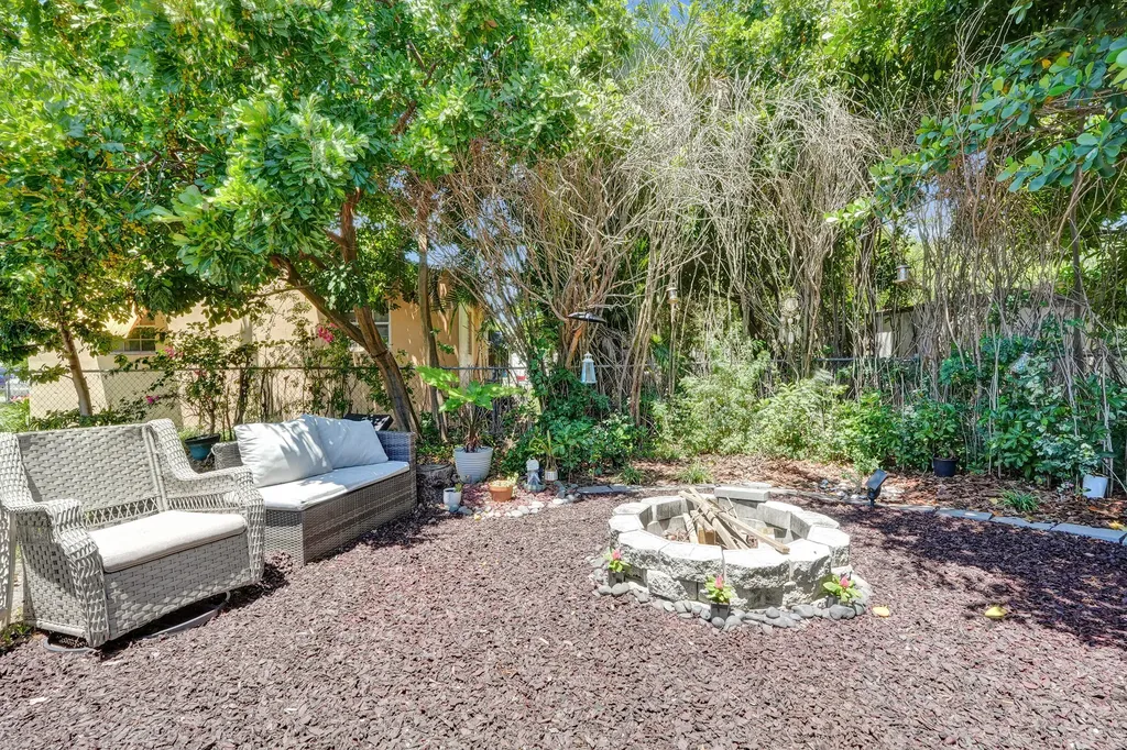 1465 NE 27th Street Pompano Beach FL 33064