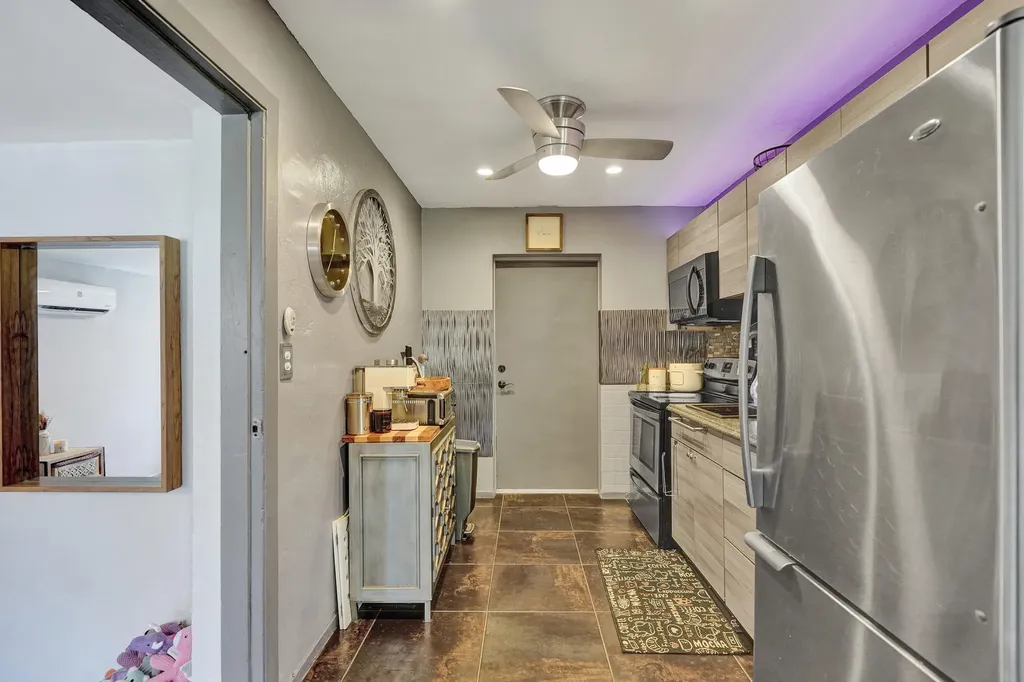 1465 NE 27th Street Pompano Beach FL 33064