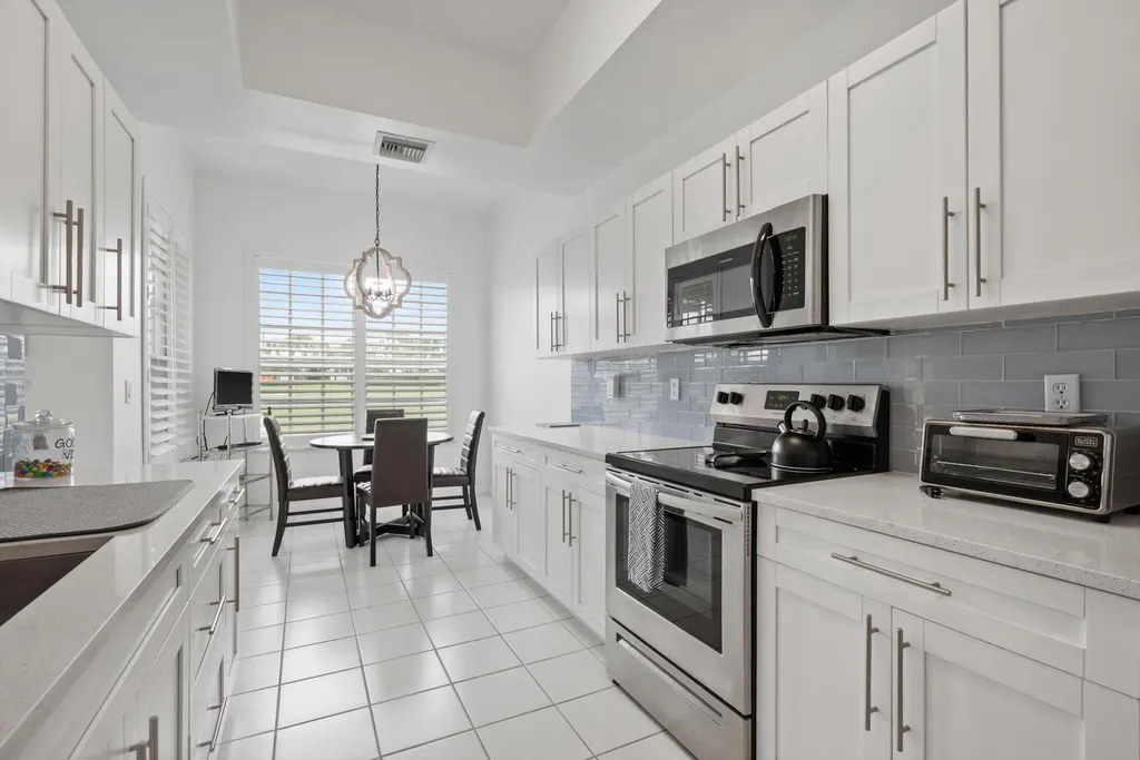 10303 N Andover Coach Circle Lake Worth FL 33449