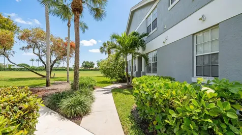 10303 N Andover Coach Circle Lake Worth FL 33449