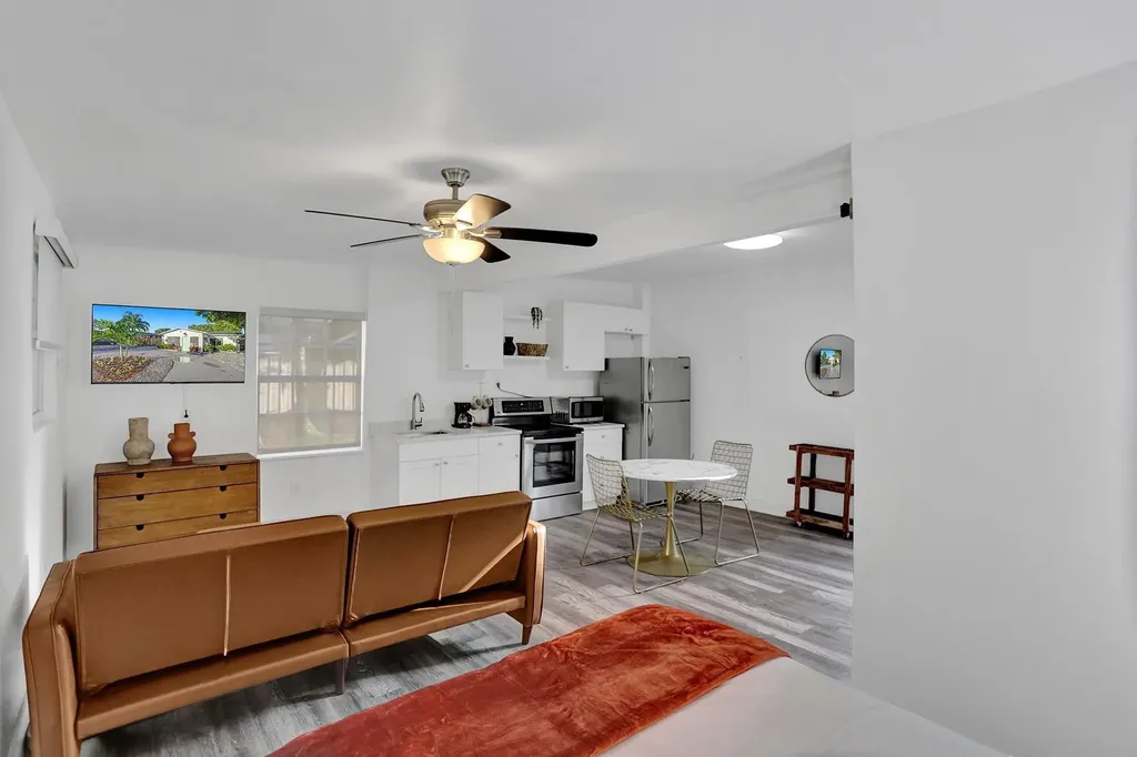 1121 SW 15th Avenue Fort Lauderdale FL 33312