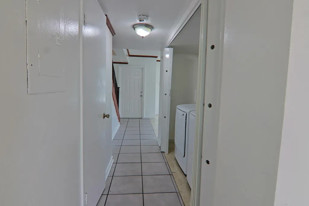 6636 SW 41st Street Davie FL 33314