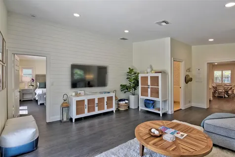 518 NE 13th Avenue Fort Lauderdale FL 33301