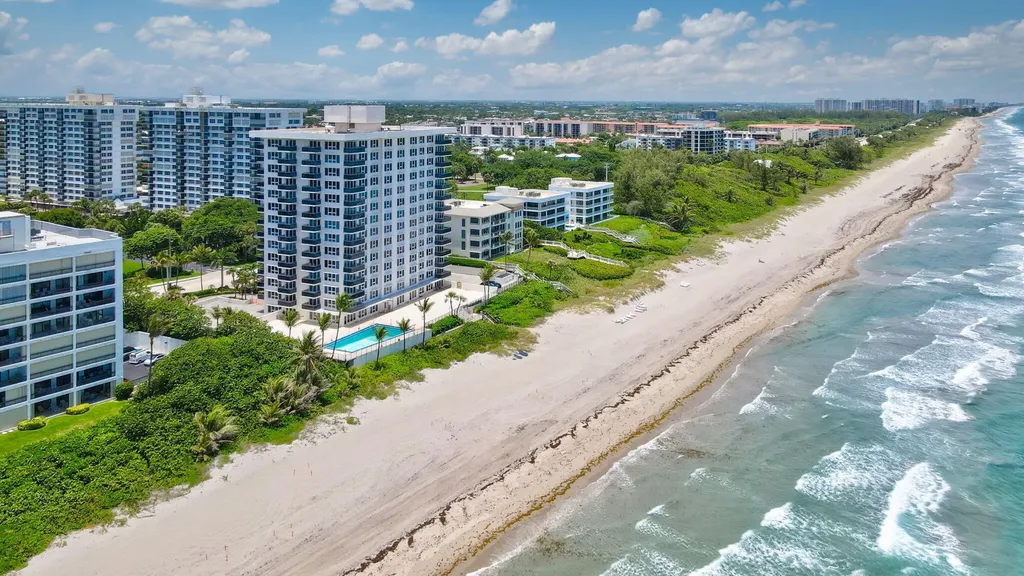 2066 N Ocean Boulevard Boca Raton FL 33431