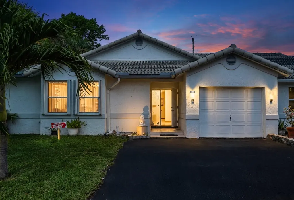 3343 NW 79th Way Davie FL 33024