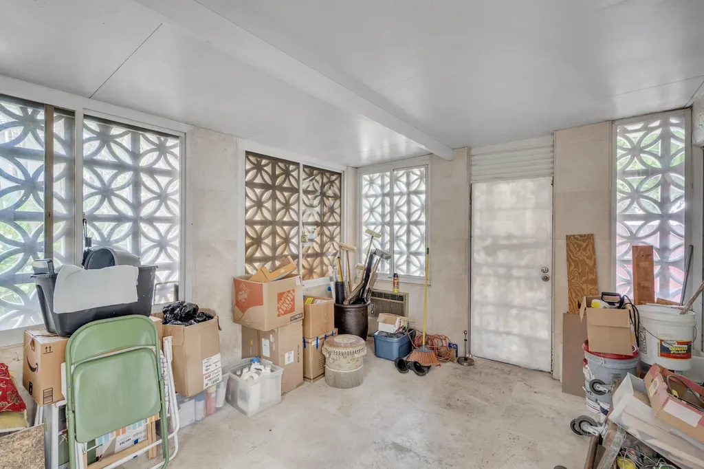 3343 NW 79th Way Davie FL 33024