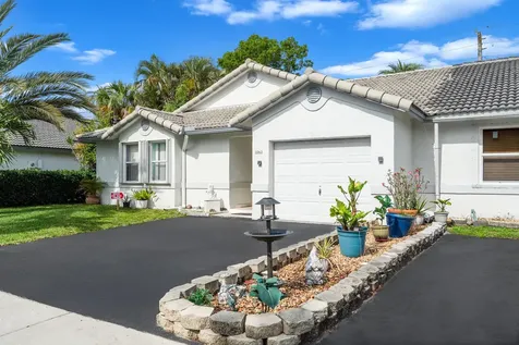 3343 NW 79th Way Davie FL 33024