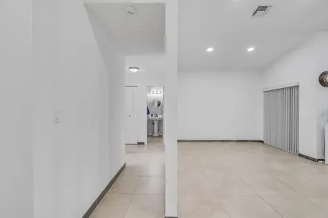 3343 NW 79th Way Davie FL 33024