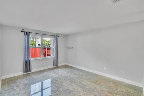 3343 NW 79th Way Davie FL 33024