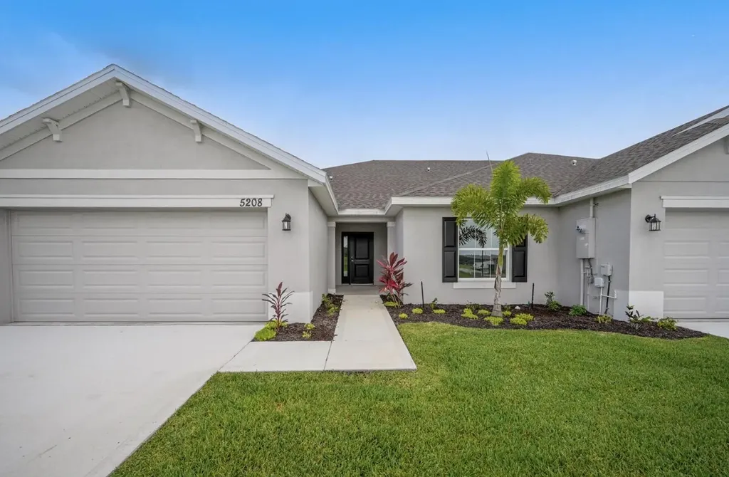 8603 Giovanni Avenue Fort Pierce FL 34951