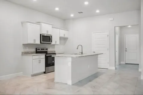8605 Giovanni Avenue Fort Pierce FL 34951