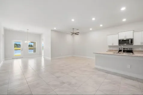 8605 Giovanni Avenue Fort Pierce FL 34951