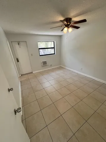 1113 SW 15th Terrace Fort Lauderdale FL 33312