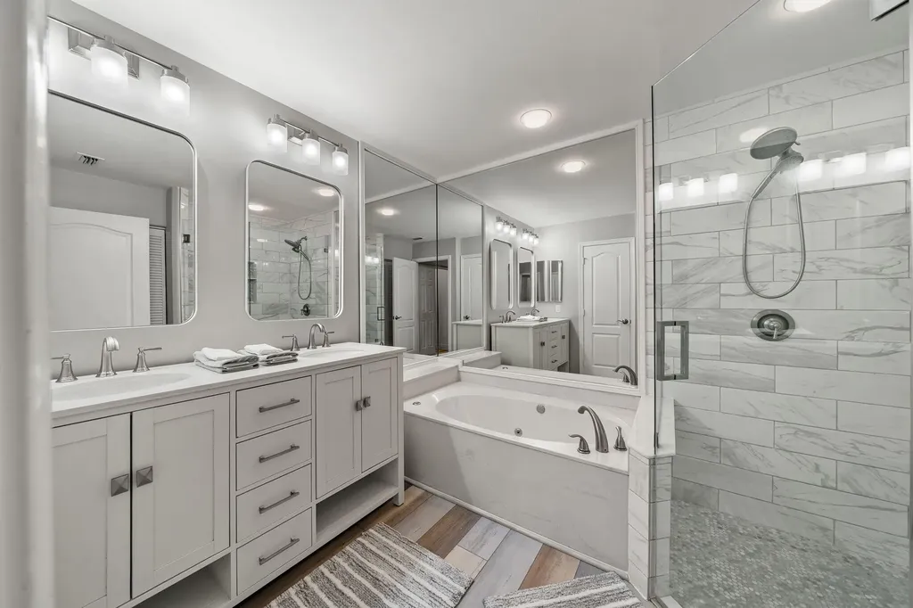 33 Monterey Pointe Drive Palm Beach Gardens FL 33418