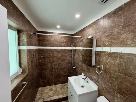 1652 NE 33rd Street Oakland Park FL 33334