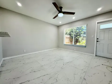 1652 NE 33rd Street Oakland Park FL 33334