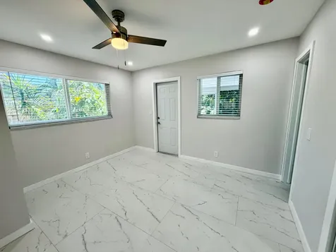 1652 NE 33rd Street Oakland Park FL 33334