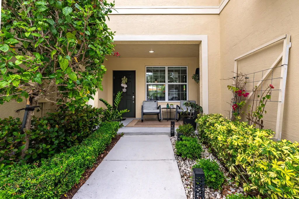 2910 NW Treviso Circle Port St Lucie FL 34986