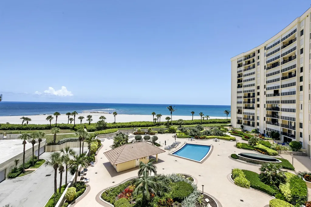 300 Ocean Trail Way Jupiter FL 33477