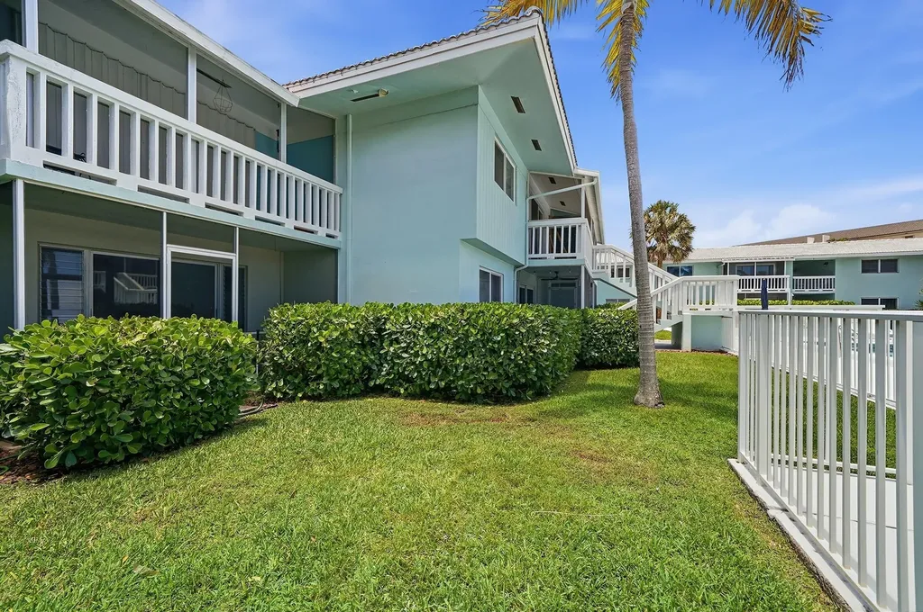 322 N Federal Highway Deerfield Beach FL 33441