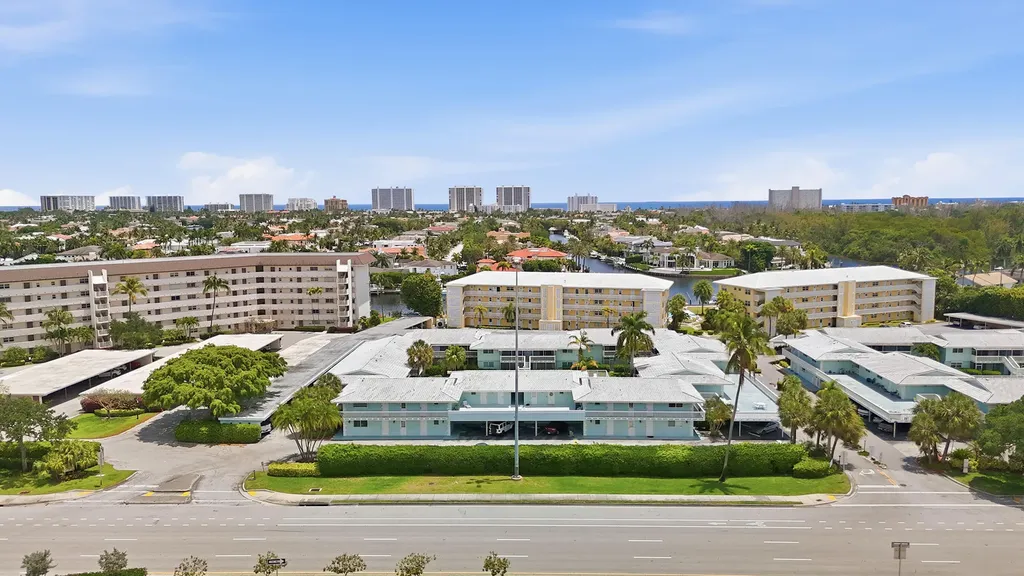 322 N Federal Highway Deerfield Beach FL 33441