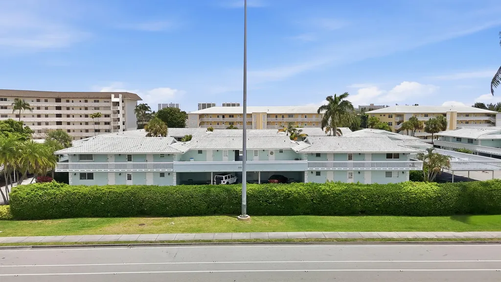 322 N Federal Highway Deerfield Beach FL 33441