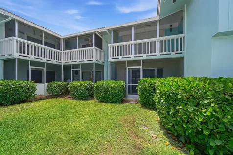 322 N Federal Highway Deerfield Beach FL 33441