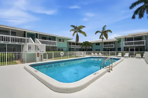 322 N Federal Highway Deerfield Beach FL 33441