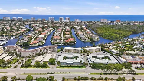 322 N Federal Highway Deerfield Beach FL 33441
