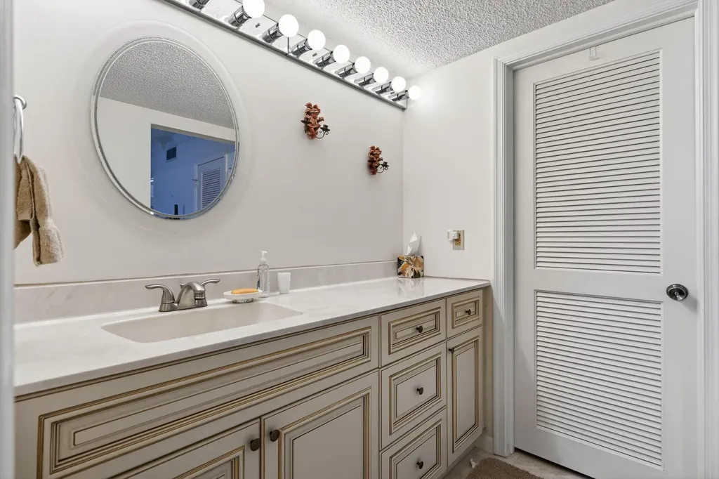 16997 Waterbend Drive Jupiter FL 33477