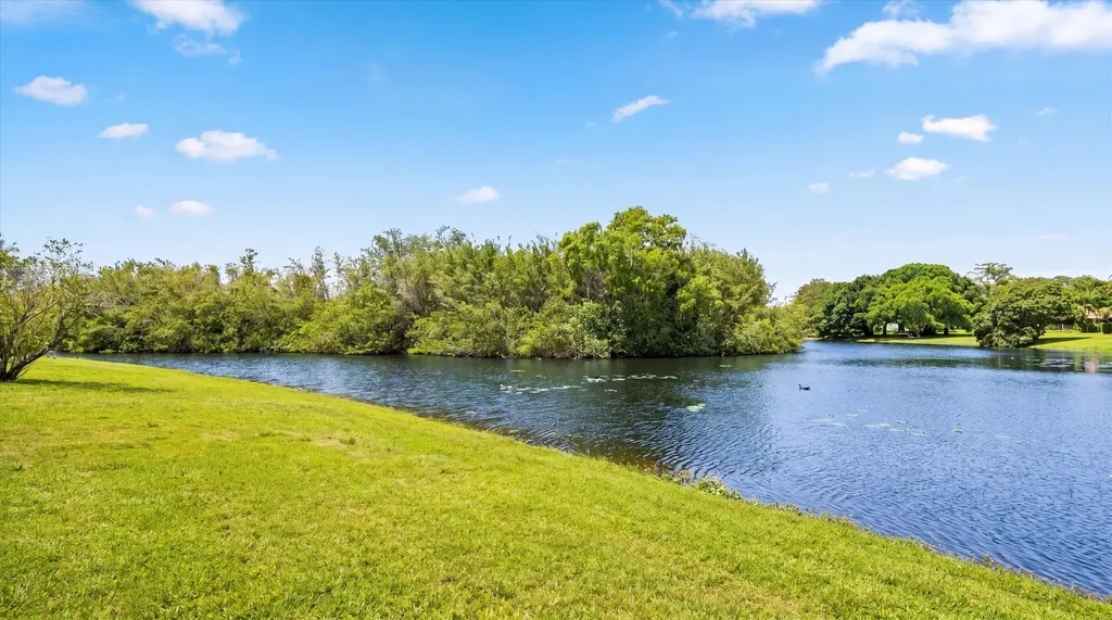 1631 Lakefield North Court Wellington FL 33414
