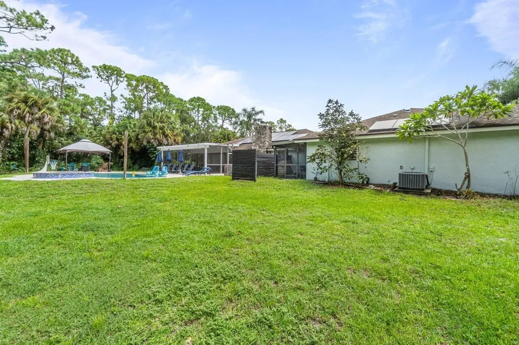 3303 Custer Avenue Lake Worth FL 33467