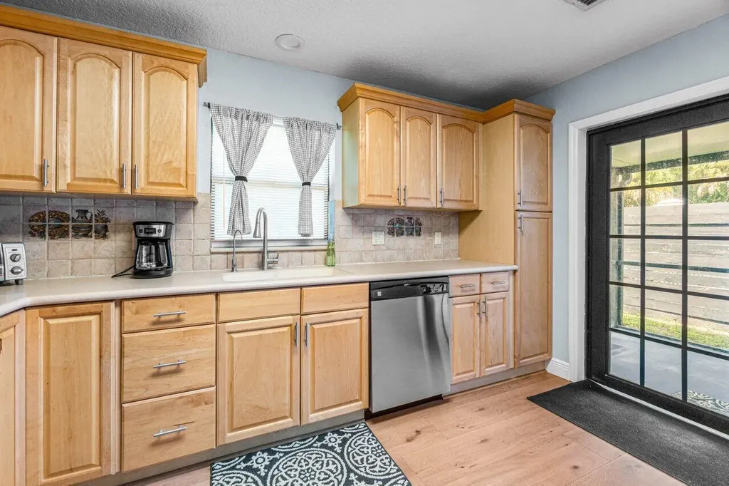 3303 Custer Avenue Lake Worth FL 33467