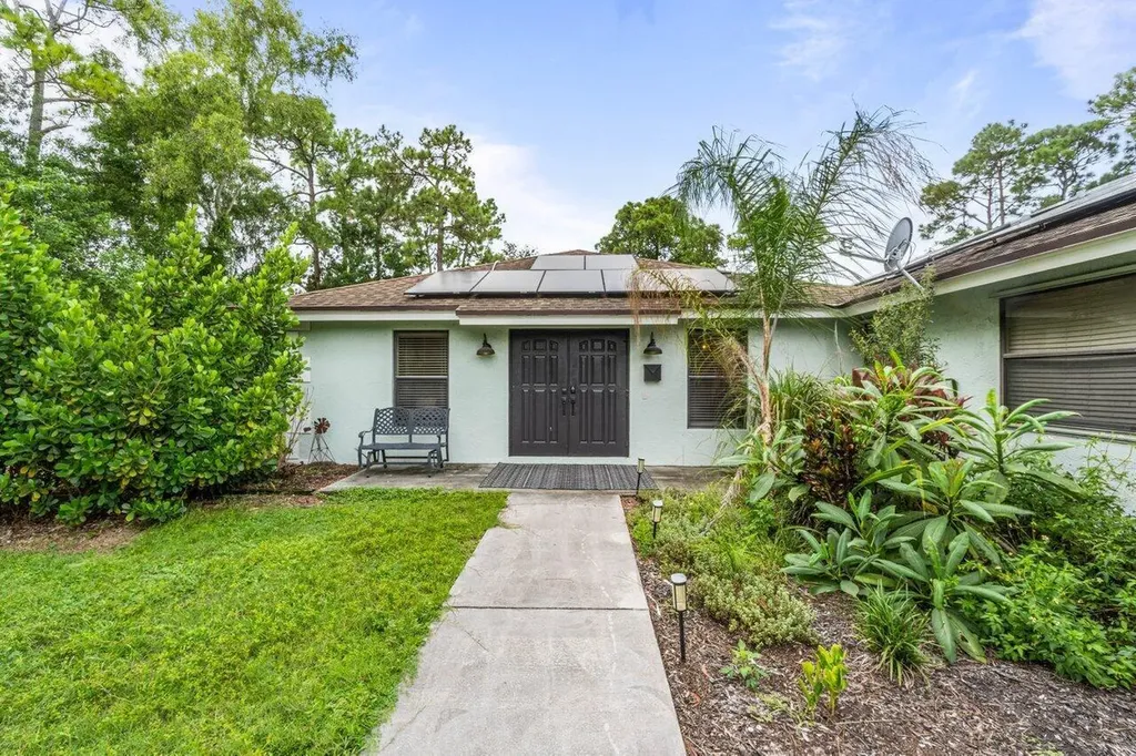 3303 Custer Avenue Lake Worth FL 33467