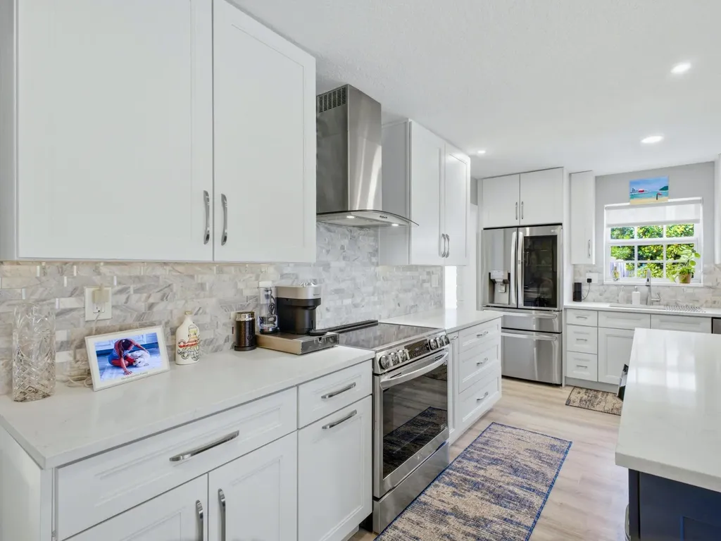 2020 NE 26th Street Lighthouse Point FL 33064