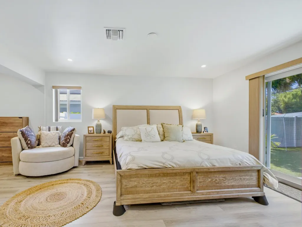 2020 NE 26th Street Lighthouse Point FL 33064