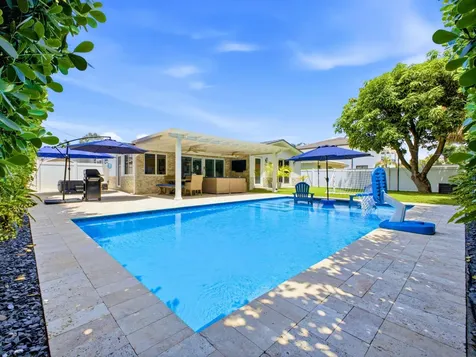 2020 NE 26th Street Lighthouse Point FL 33064