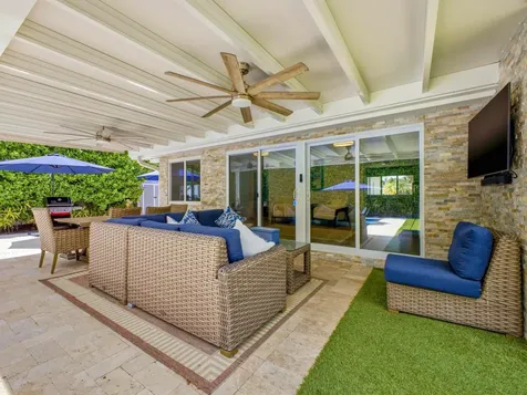 2020 NE 26th Street Lighthouse Point FL 33064