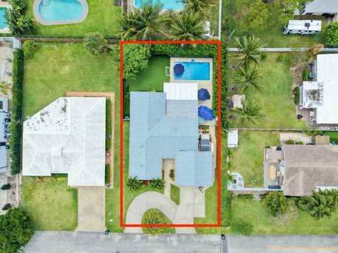 2020 NE 26th Street Lighthouse Point FL 33064