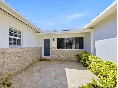 2020 NE 26th Street Lighthouse Point FL 33064